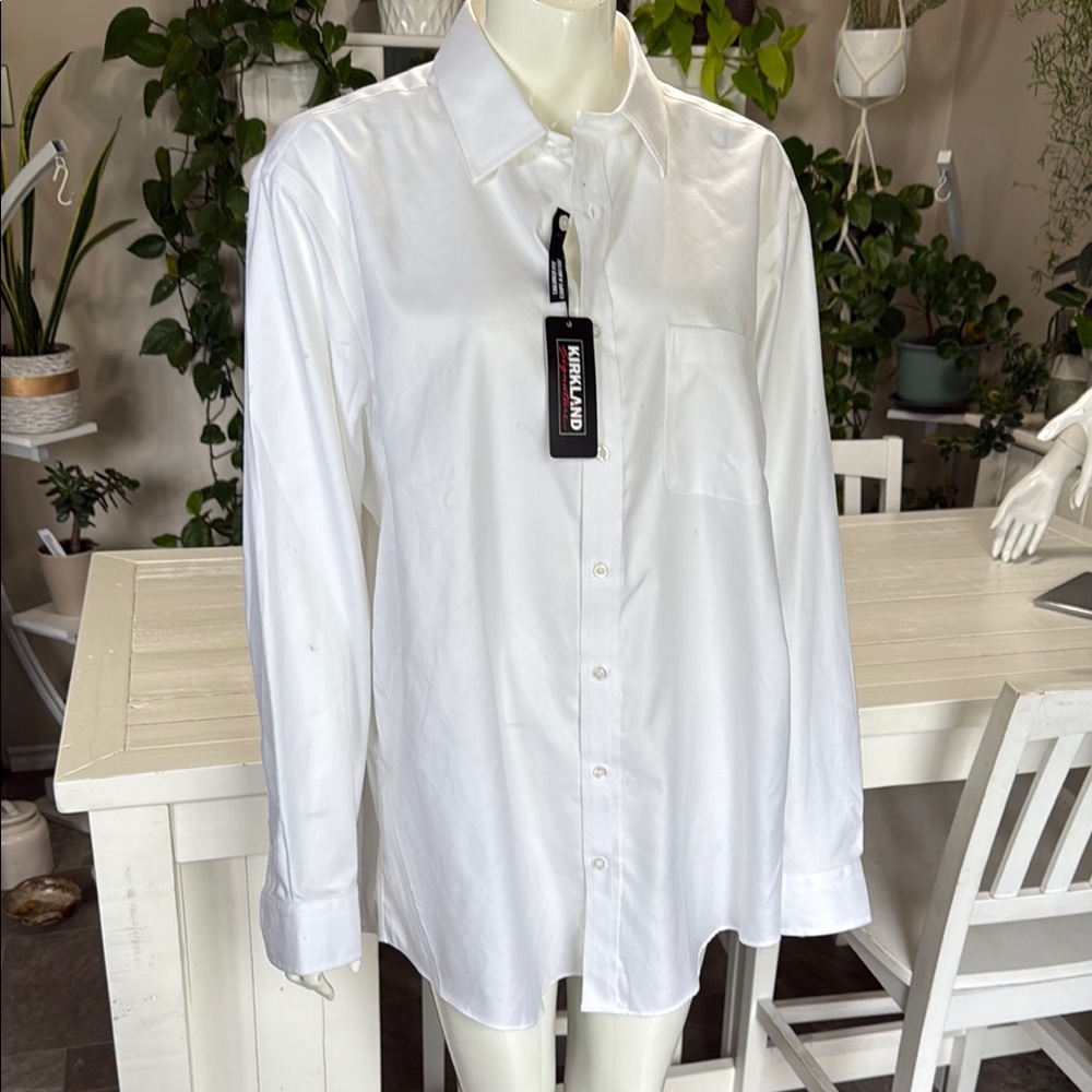Kirkland Signature non-iron 17.5–34/35 XL Men's White button-down Shirt NWT